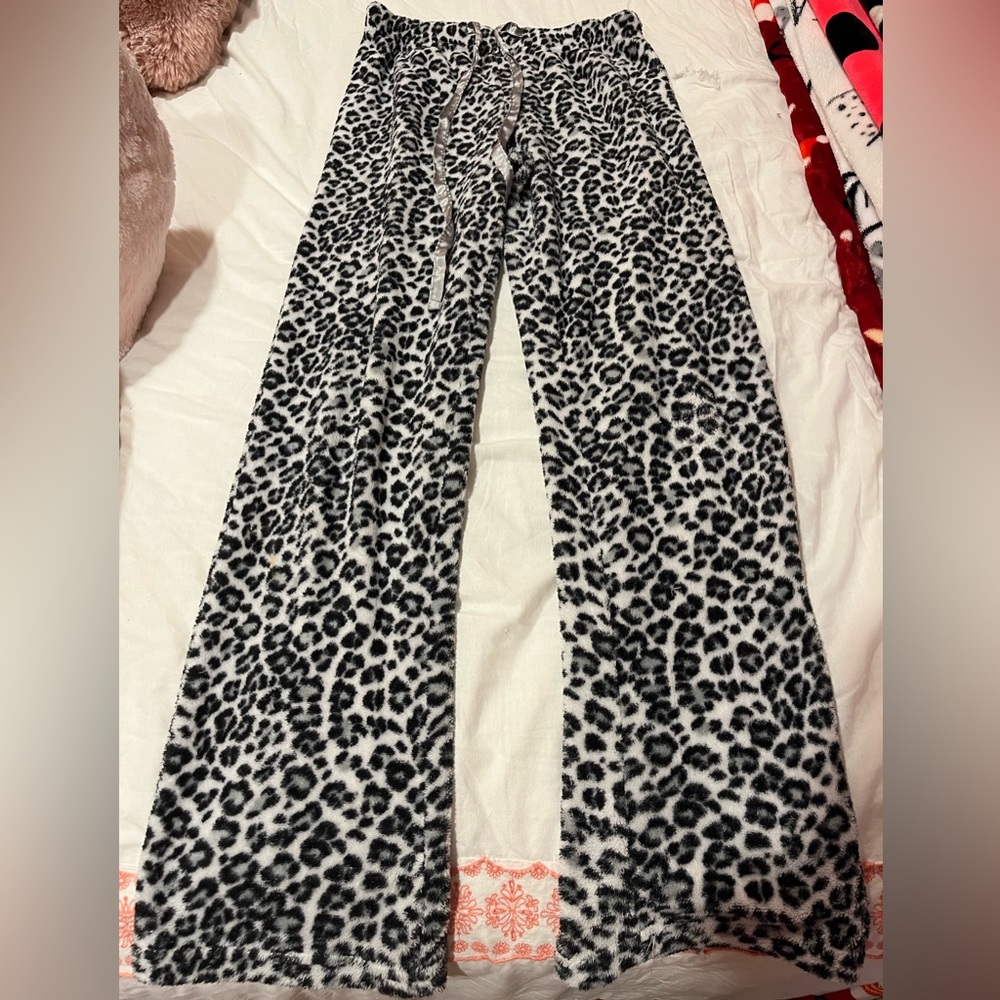 Arctic Trail Leopard Print Pajama Bottoms